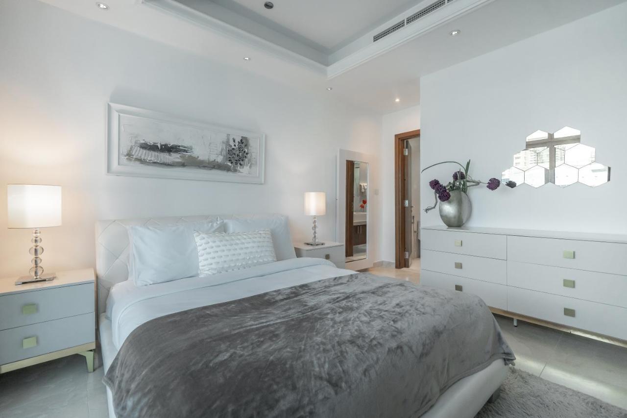 Higuests - Spacious 1br In Marina With Amazing Views Апартаменти *