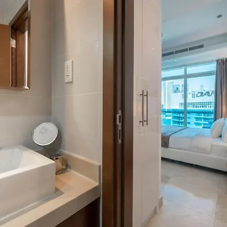 Higuests - Spacious 1Br In Dubai Marina With Amazing Views Екстер'єр фото